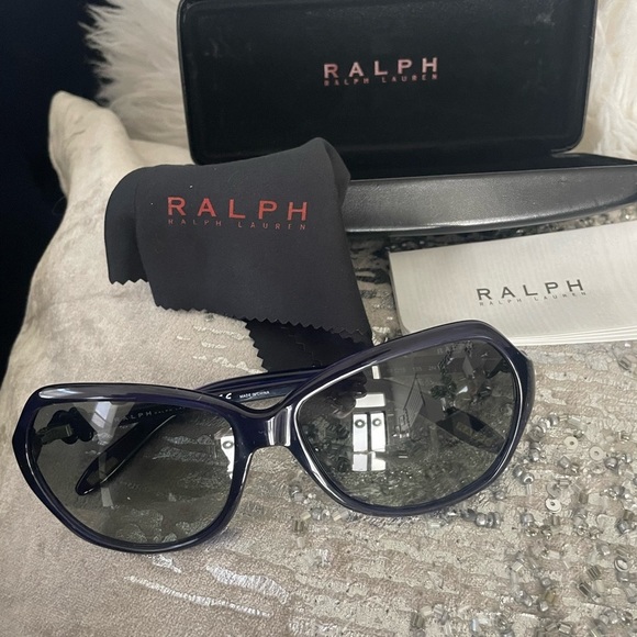 Ralph Lauren Original Sun glasses - Picture 1 of 6